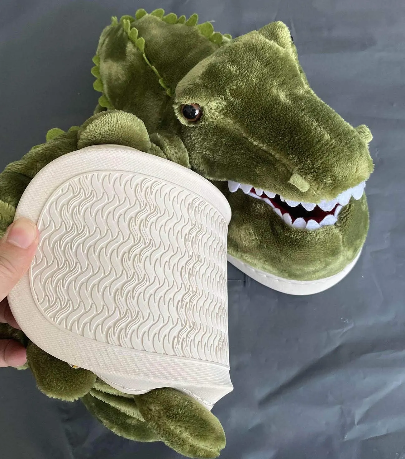 Adult Unisex Winter Warm Plush Animal Slippers,Soft Cozy Animal Styling Design Short Flannel Home Shoes,Animal Shaped Plush Booties,Carpet Slippers,Non-Slip Bedroom Shoes