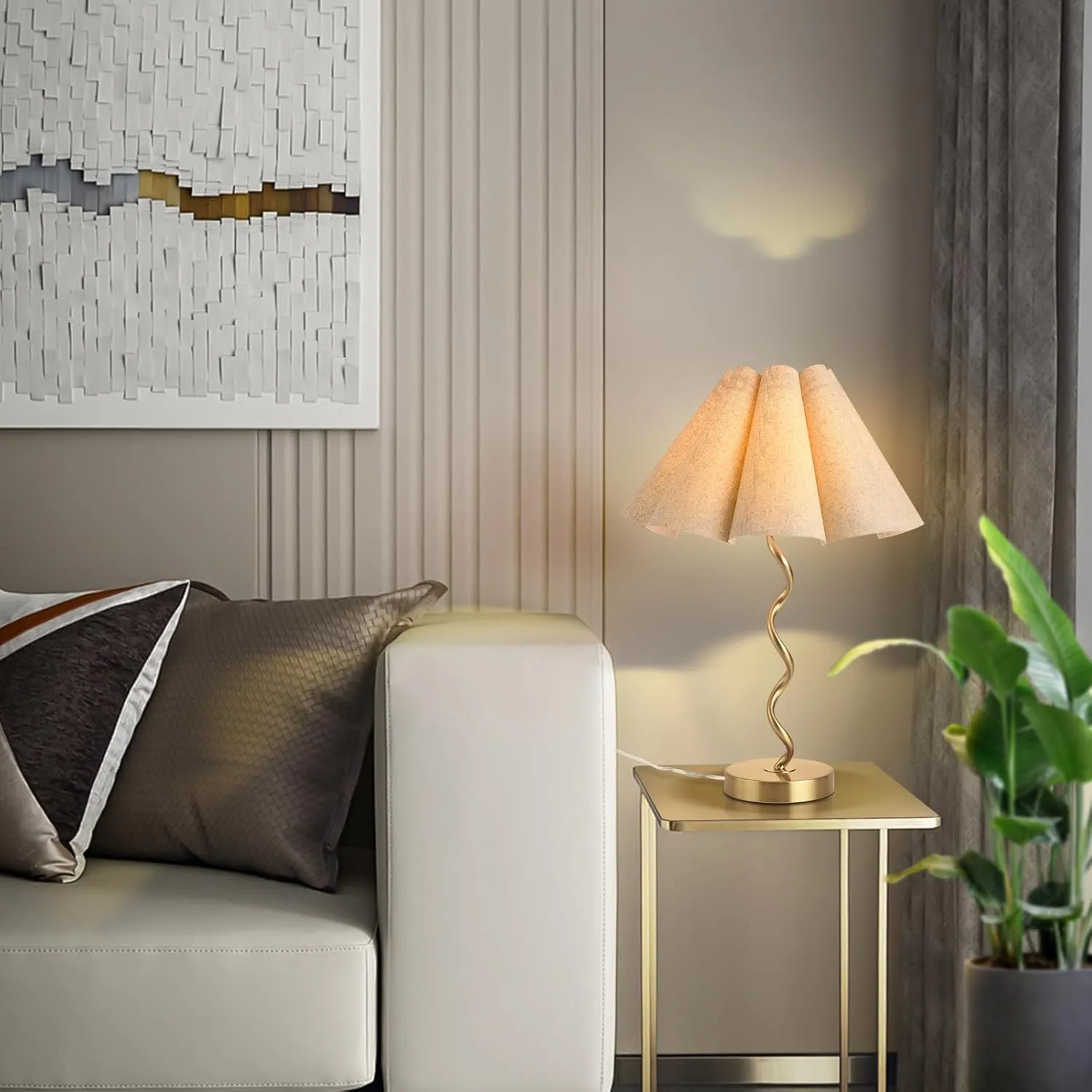 Gold Small Modern Table Lamp for Nightstand Decor, Scalloped Pleated Lamps Wavy Lamp Bow Table Lamps for Kitchen Counter, Bedside, Bedroom, Living Room, Kitchen