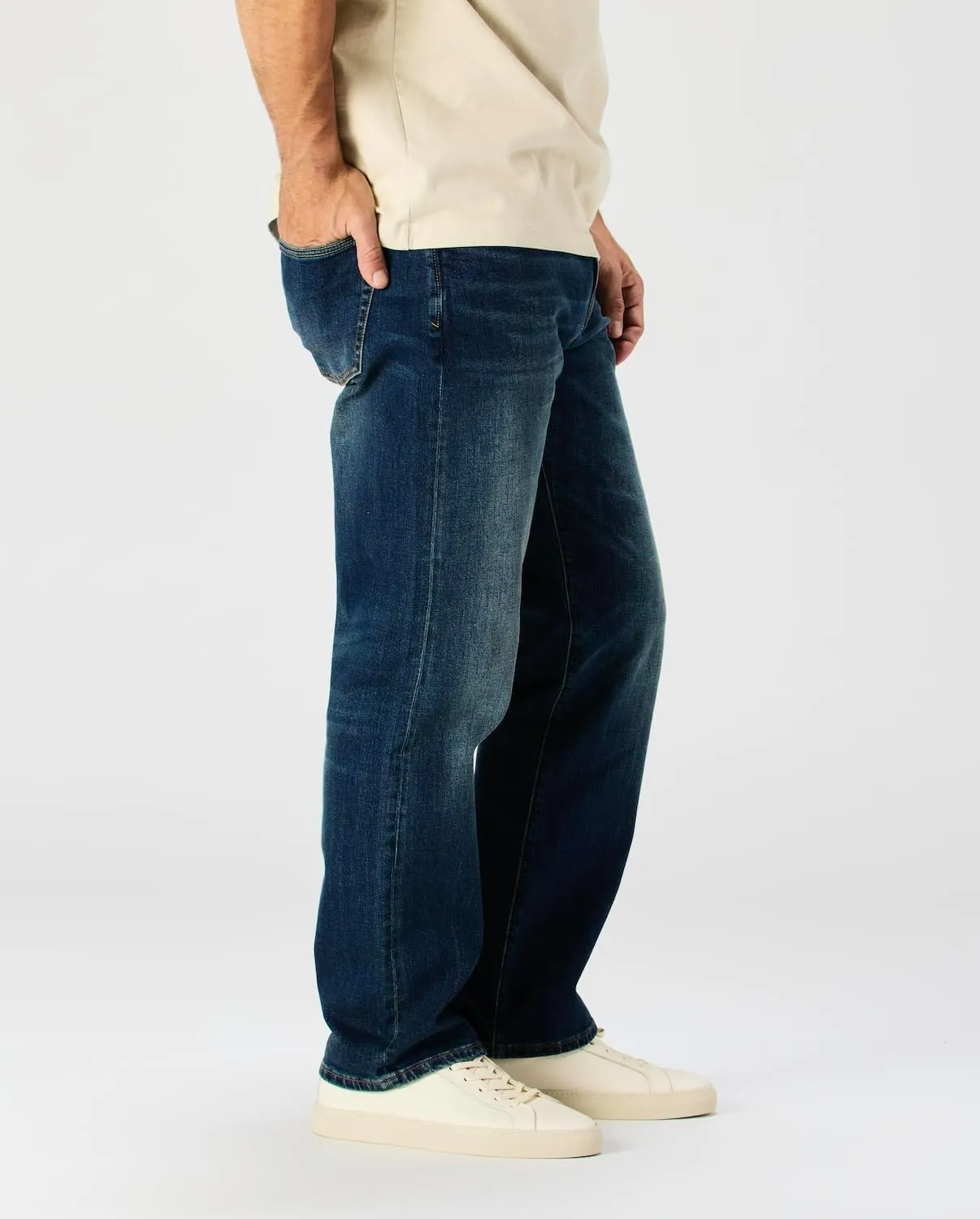 Huckberry Stretch Selvedge Denim Jeans for Men - 11.7 oz Mens Jeans with 1% Stretch, Copper Rivets- Year-Round Men Jeans