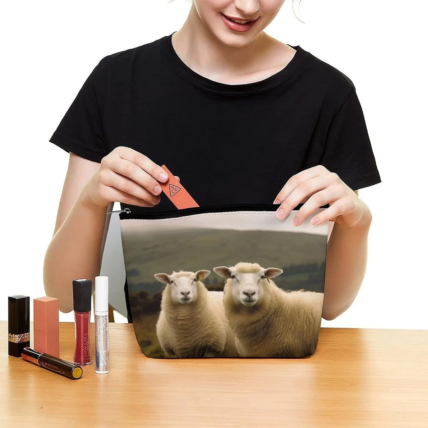 Large Capacity Makeup Bags for Women Portable Leather with Zipper Travelling Makeup Bag Two White Sheep Printed