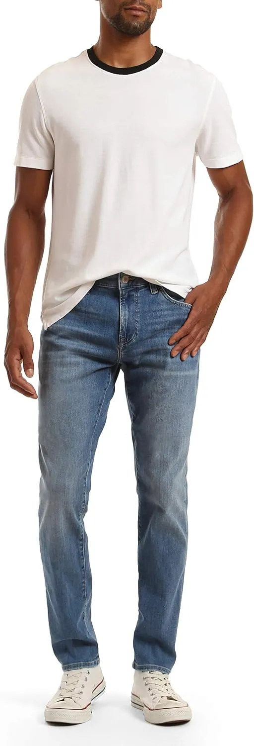 Mavi Matt Classic Men's Straight Leg Jeans, Mid-Rise Relaxed Fit Jeans for Men, Men's Sustainable Jeans, Light Brushed Feather Blue, Light Wash Blue Jeans, 38 x 32