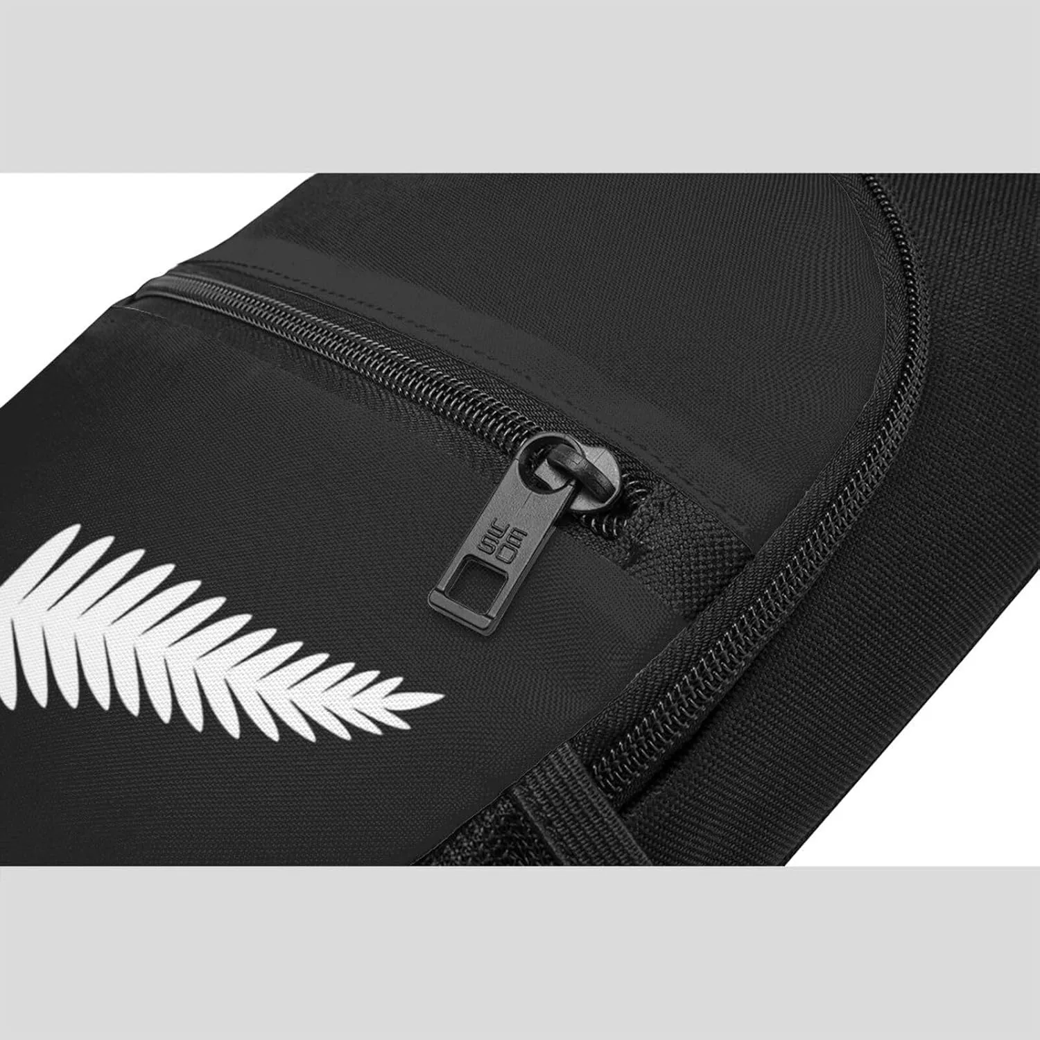 New Zealand Maori Fern Unisex Chest Bag Lightweight Crossbody Shoulder Bag Travel Pocket Black