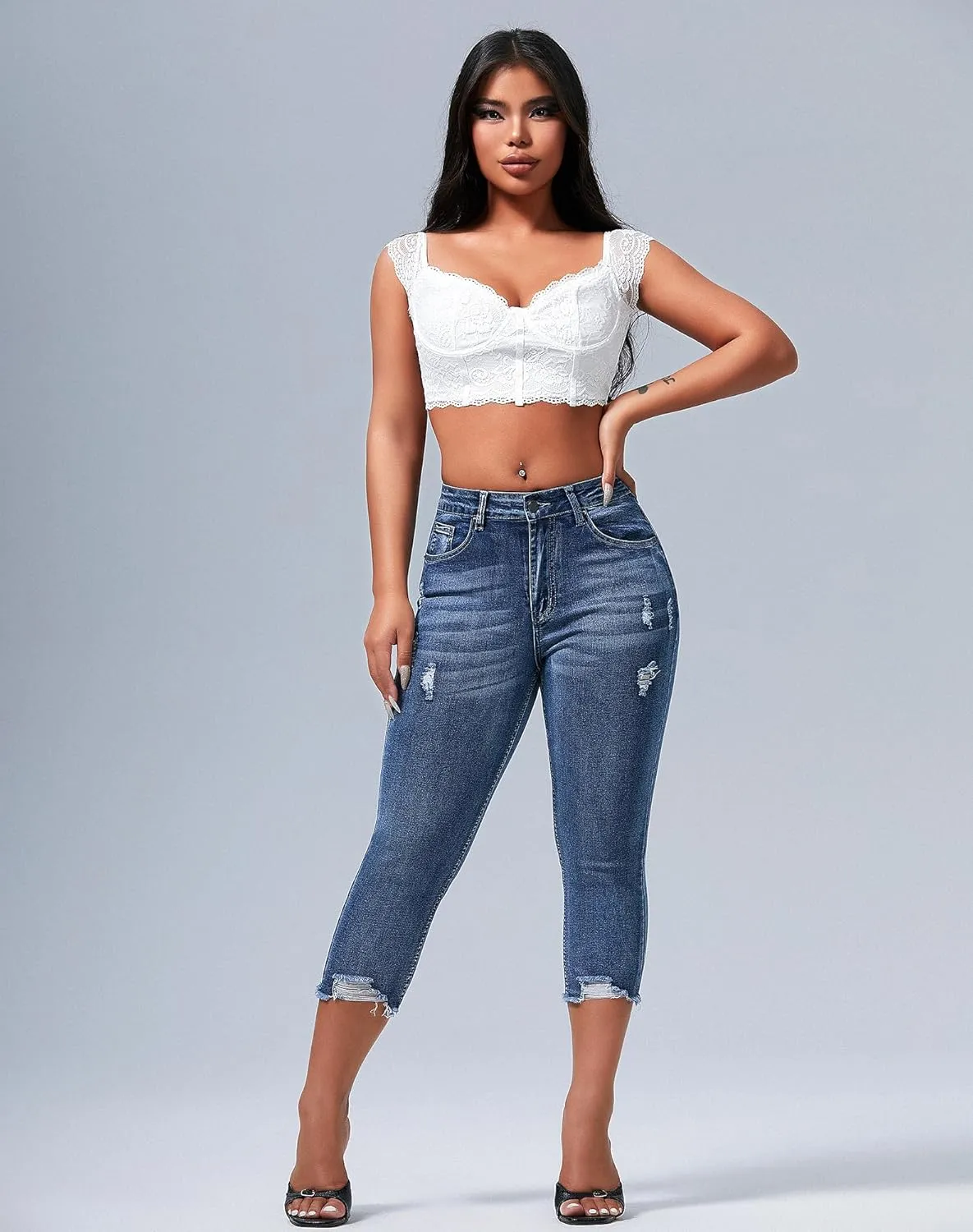 roswear Women's Capri Pants Mid Rise Skinny Ripped Stretchy Cropped Distressed Jeans